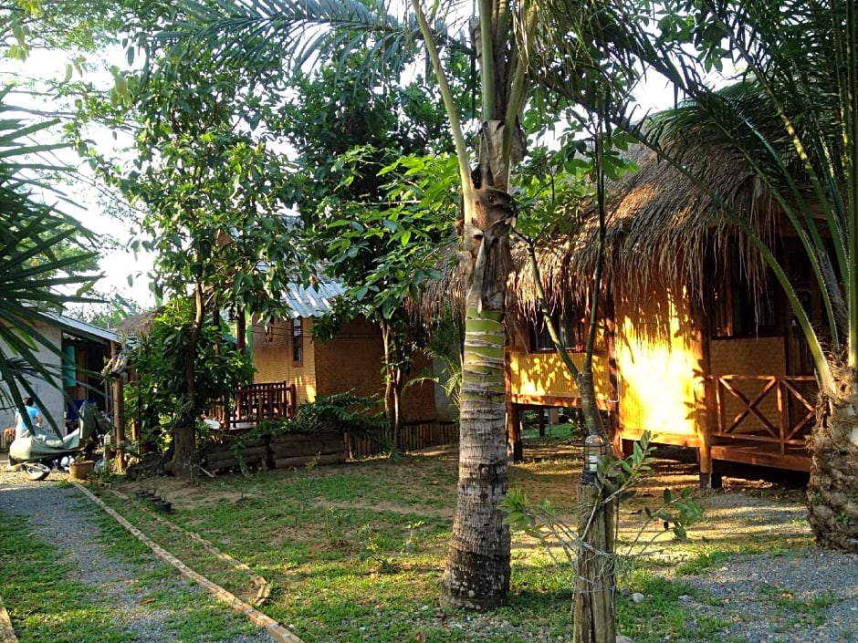 Chiang Dao Hut