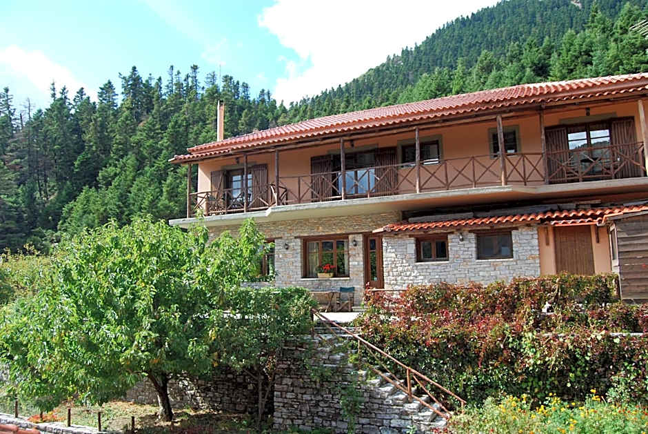 Dryades Guesthouse
