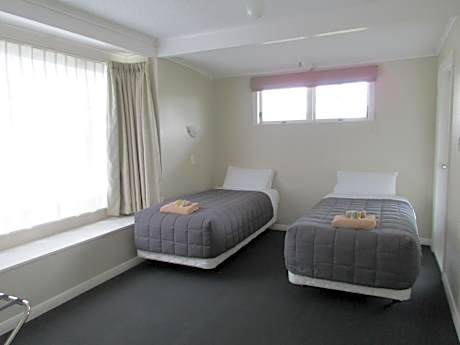 Self-Contained Motel Unit - 1