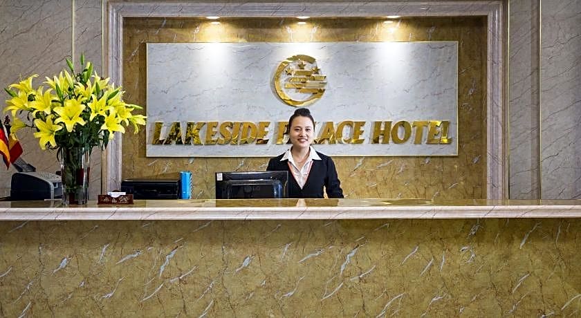 Lakeside Palace Hotel