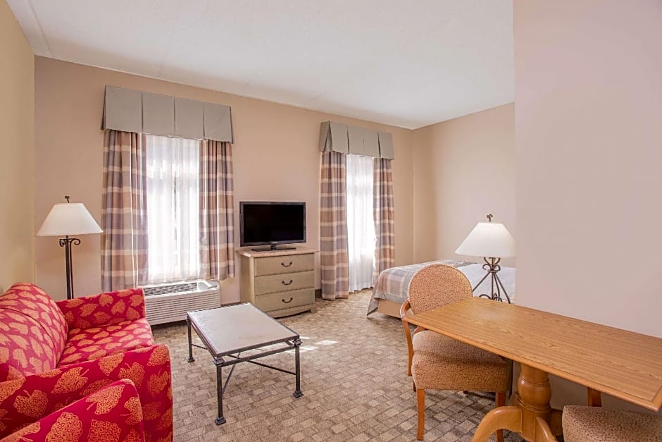 Hawthorn Extended Stay by Wyndham Conyers