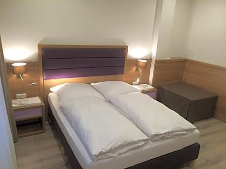 King Room with Kitchenette