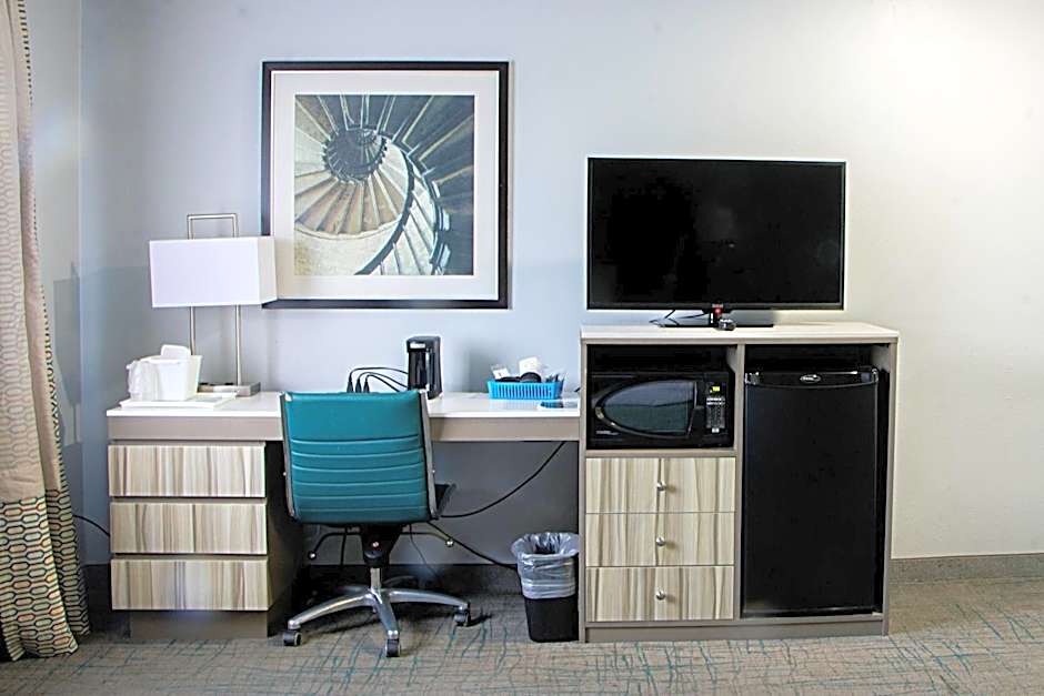 Baymont by Wyndham Maumee Toledo