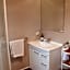 73 Milton Accommodation