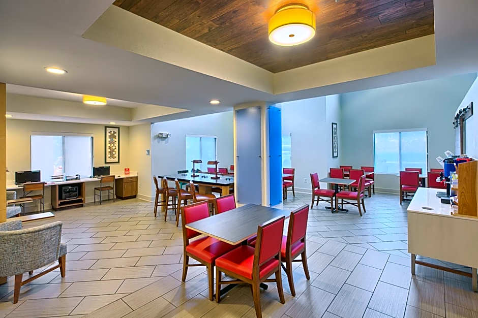 Holiday Inn Express Hotel And Suites Raleigh North - Wake Forest By IHG