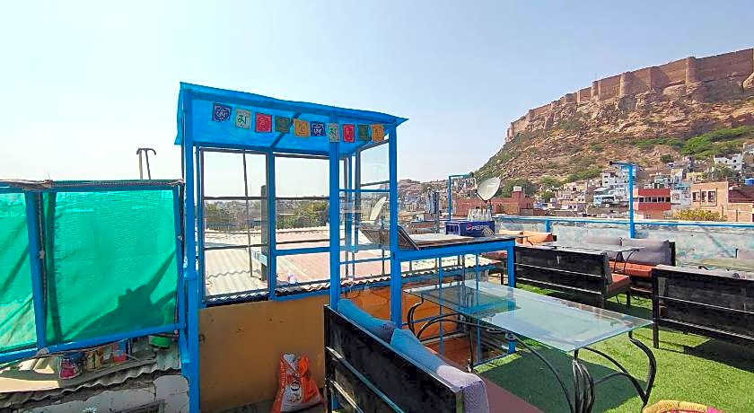 Shivam Paying Guest House