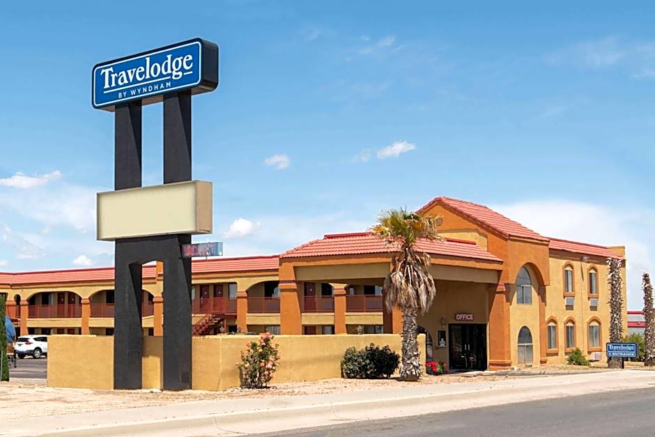 Travelodge by Wyndham Kingman