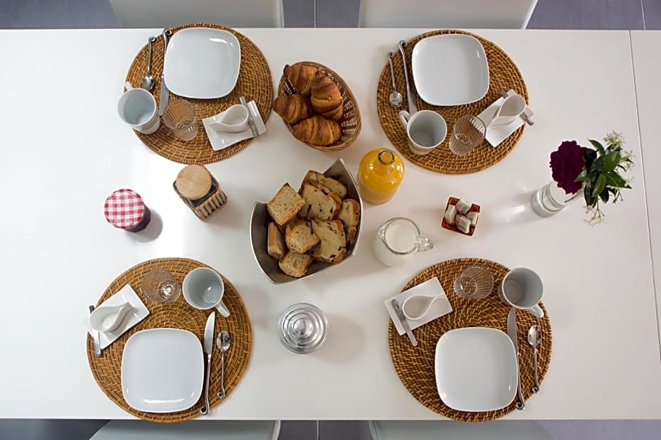 MAISON MAUPAS Chambre Rouge