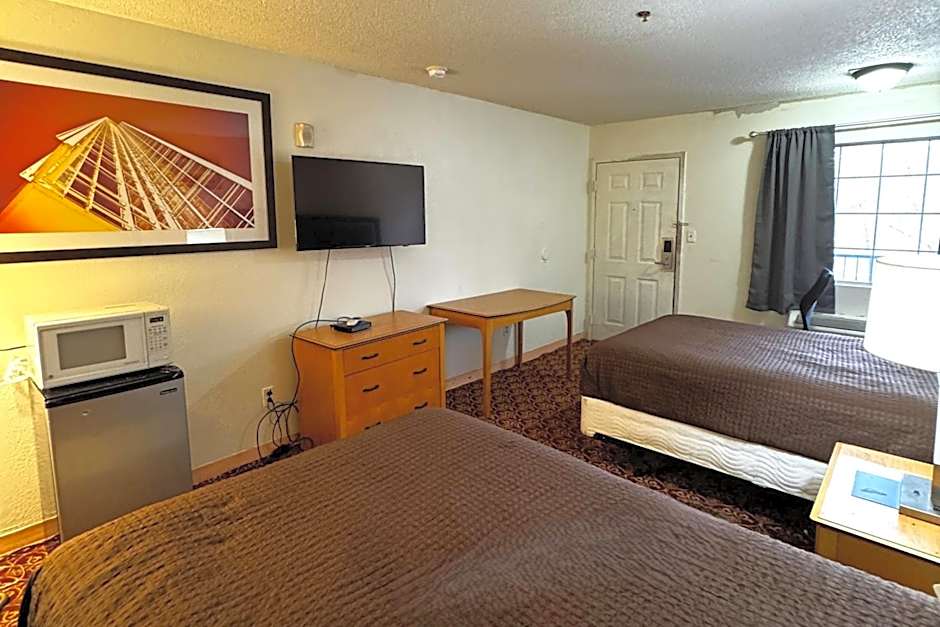 Woodbridge Inn By OYO Rome
