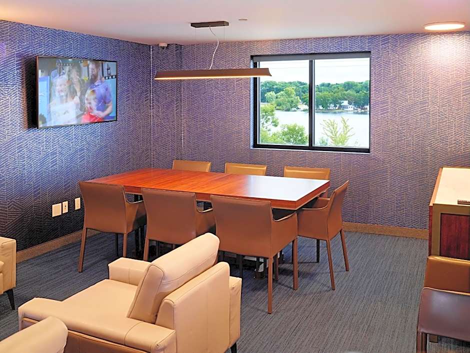 Livinn Hotel Maplewood