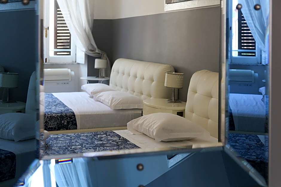 Vatican Room and Kitchen