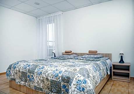 KAUNO JACHTKLUBAS Baltosios Burės