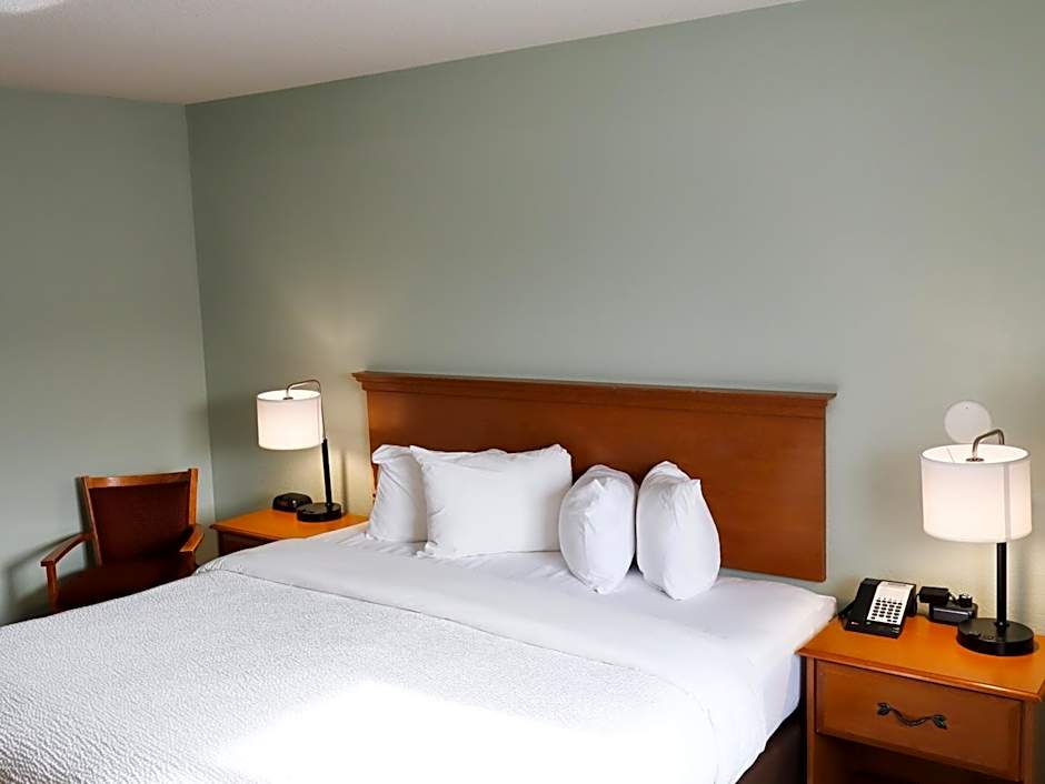Travelodge by Wyndham Rapid City/Black Hills