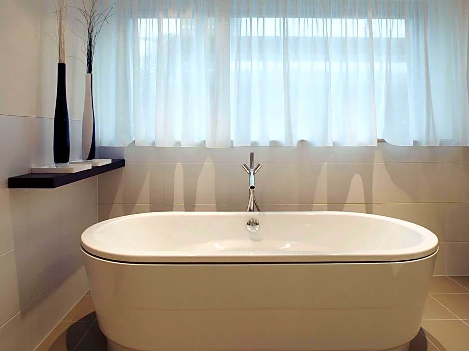 Mövenpick Hotel Amsterdam City Centre