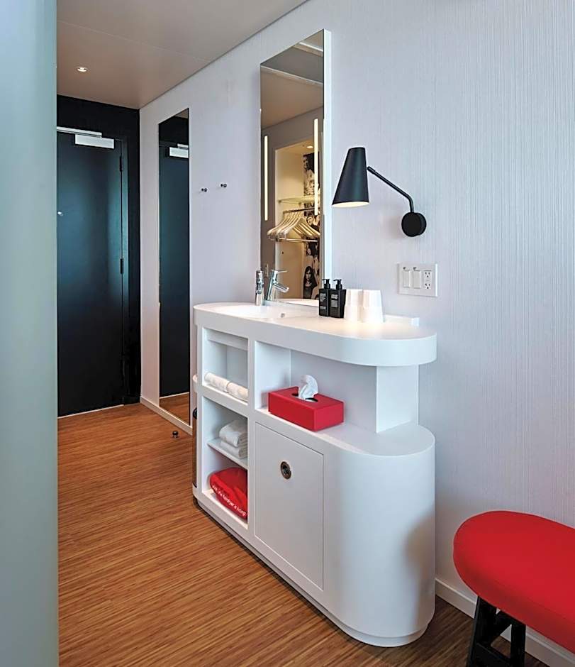 citizenM Boston Back Bay
