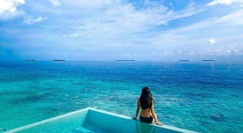 Dusit Thani Maldives
