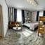 LA Boutique House