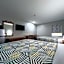 Star City Inn & Suites