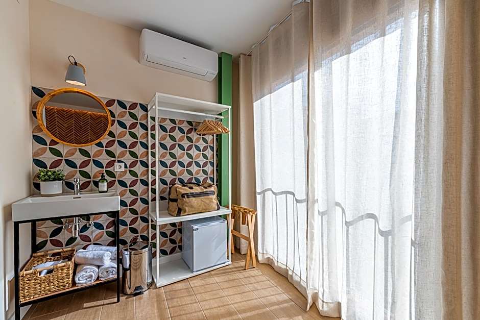 Vestal Suites Domo Adults Only