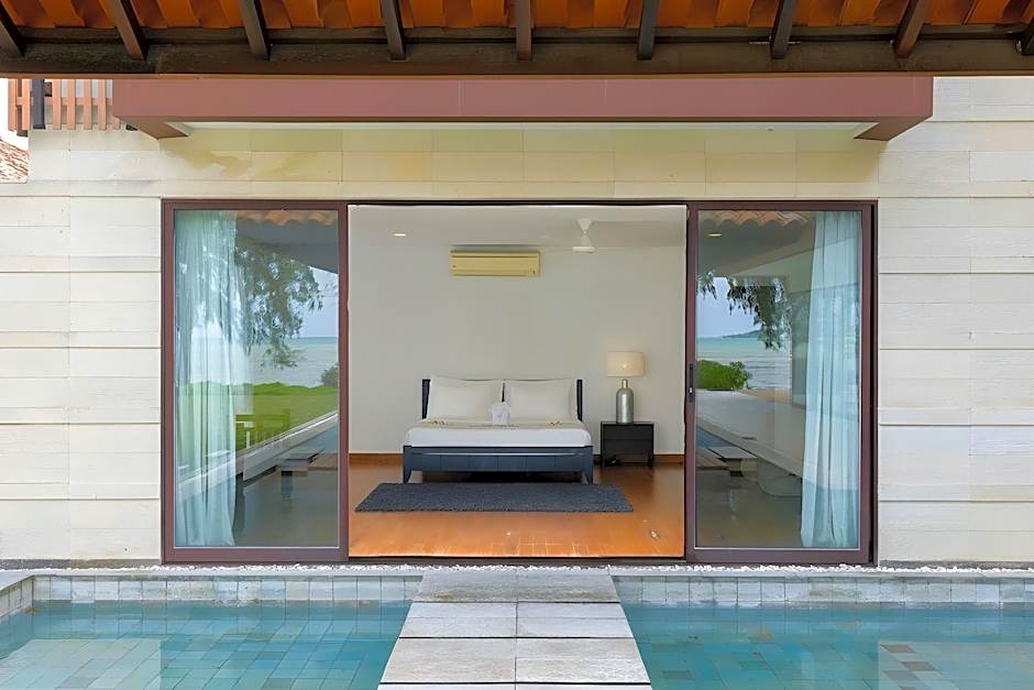 Pantai Indah Lagoi Bintan