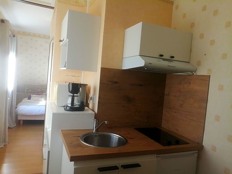 Maison D'hotes Les Vallees – Saint-Quentin-sur-le-Homme, IA