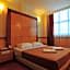 Flora Place Hotel