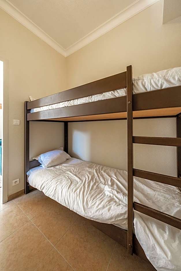 Résidence Château d'Acotz - Appartements avec piscine à 300m des Plages & Océan