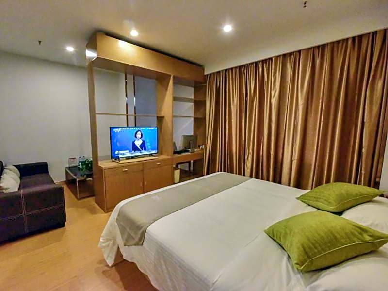 GreenTree Inn Huanggang Qichun County Ouyada Square Express Hotel