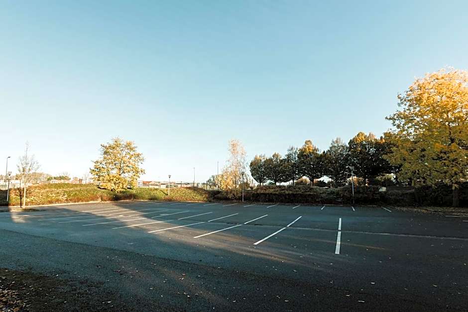 Hôtel Akena City Caudry