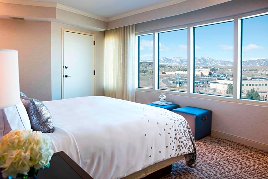 Renaissance Boulder Flatiron Hotel