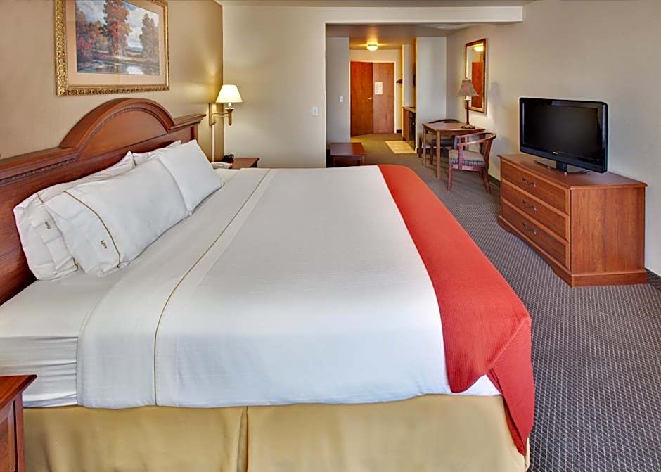 Holiday Inn Express Hotel & Suites Brookings By IHG