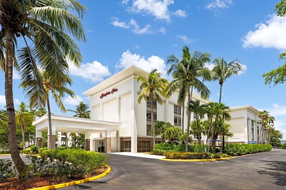 Hampton Inn By Hilton Naples-Central, Fl