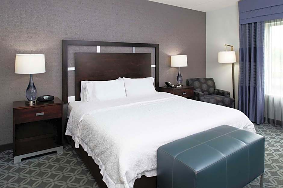 Hampton Inn By Hilton And Suites Greensboro/Coliseum Area, Nc