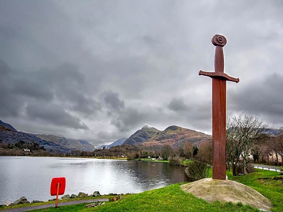 Padarn Hotel