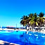 VILLA PARA 8p 6A 2M dentro del HOTEL a un costado del Krystal IXTAPA cuenta con playa y WIFI
