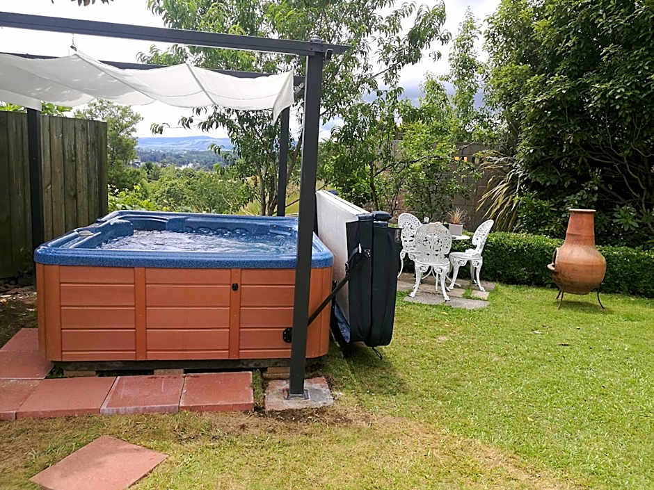 Geyser Lookout BnB