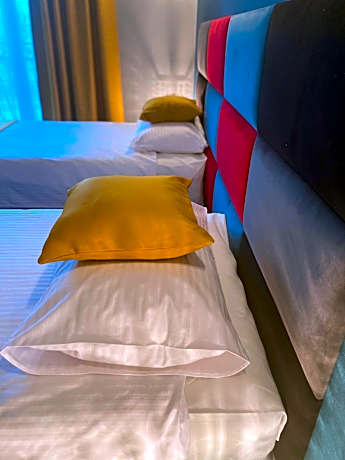 Standard Double Suite