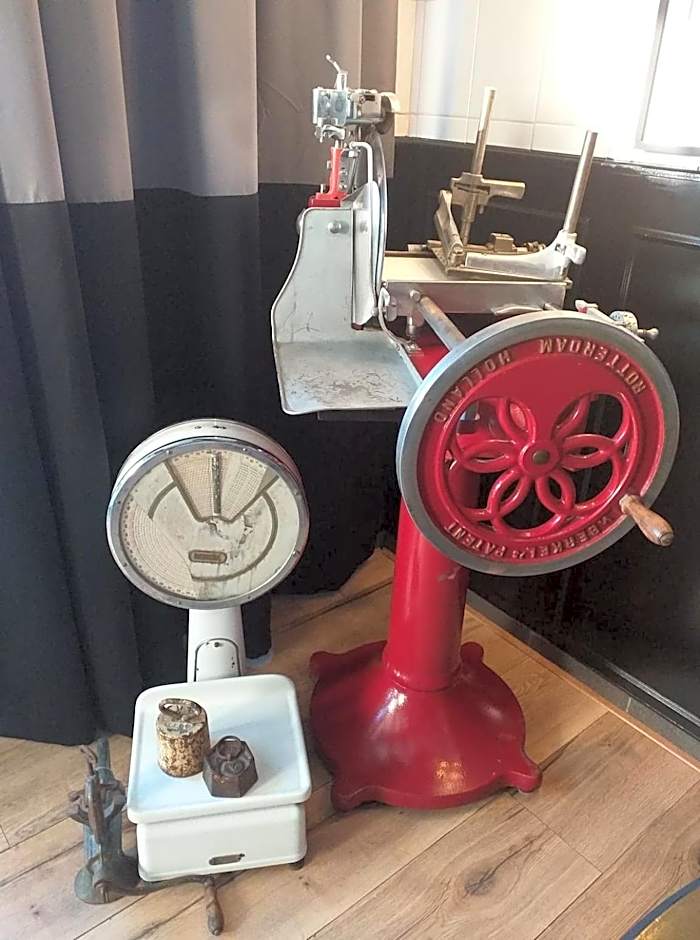 B&B SJLAOPE BIEJ DE SJLÈCHTER (slapen bij de slager)