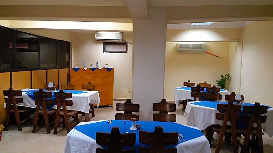 Applicators Hotel