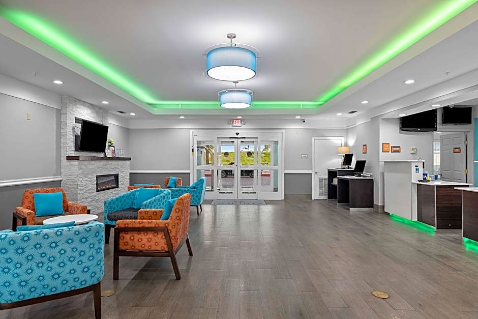 La Quinta Inn & Suites by Wyndham Raymondville
