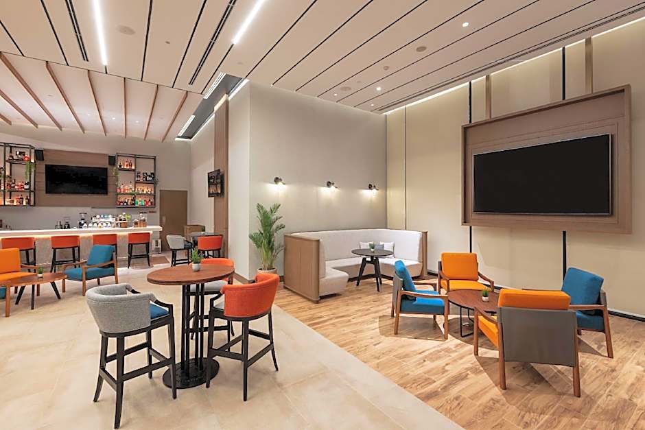 DoubleTree by Hilton Vientiane