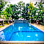 Hill Garden Hotel