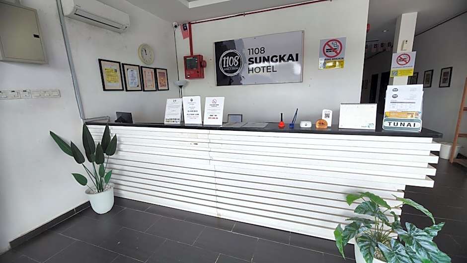 1108 Hotel Sungkai