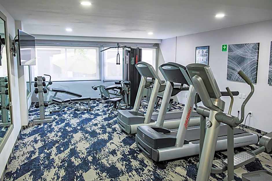 Hotel Fray Junipero Serra