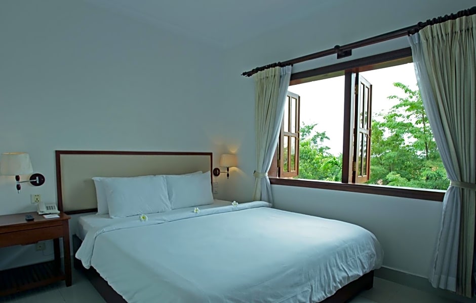 Photo 1 of 5 of Standard Double Room - 2 Way Airport Transfers