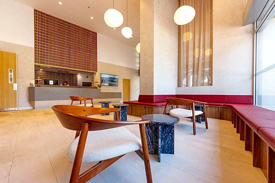 Evolution Apartments