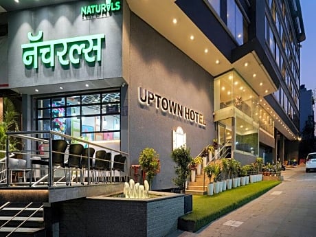 uptown hotel