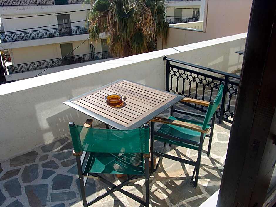 Notis Hotel