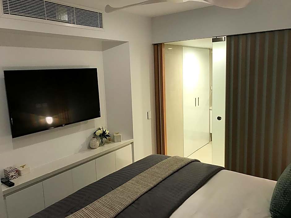 Photo 1 of 21 of Luxury Suite