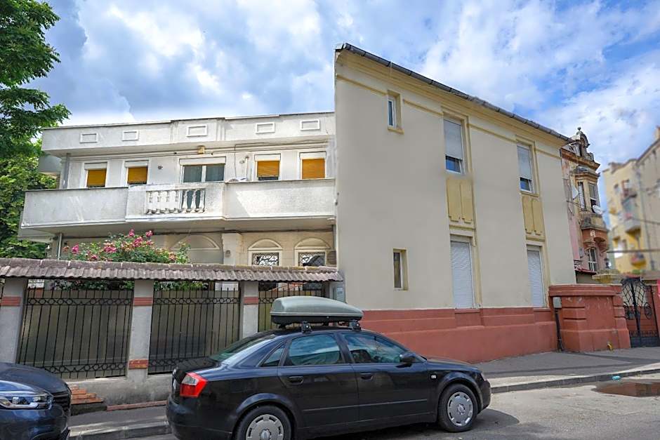 Bucharest City Center Suites